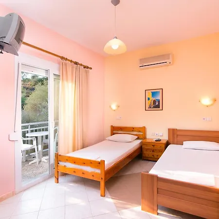 Kyriaki Apartment *